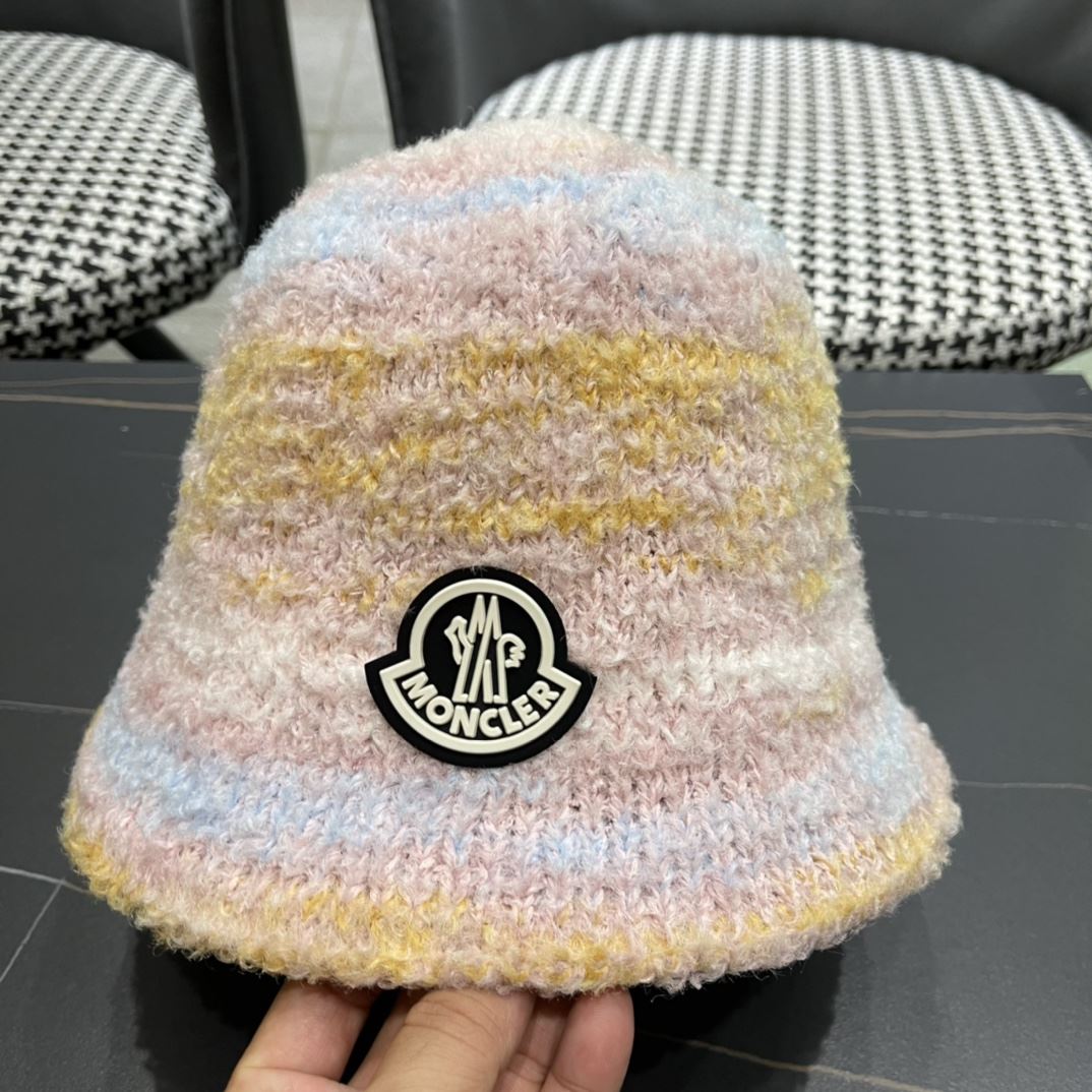 Moncler Caps